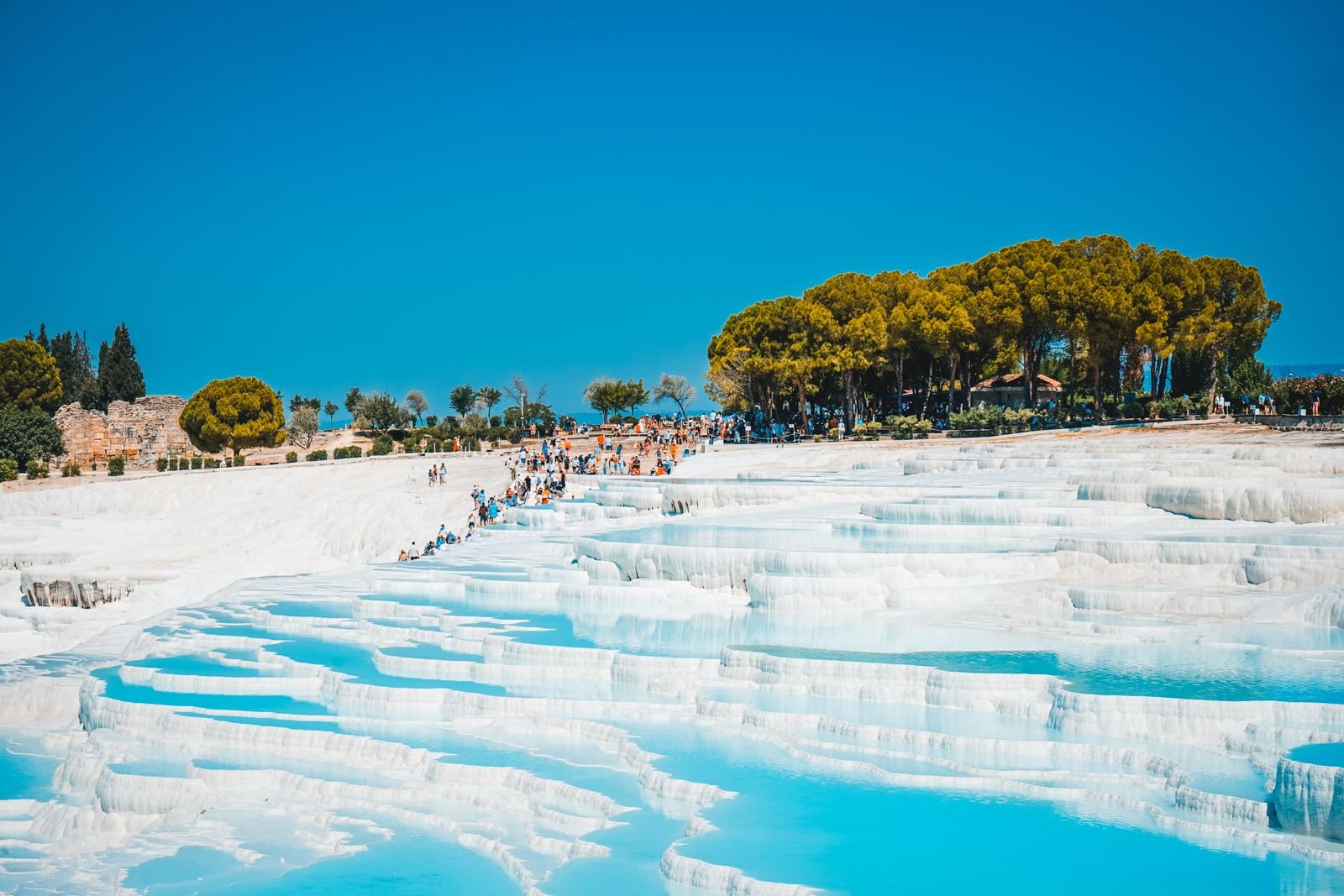 Pamukkale travel guide — travertine pool in Turkey